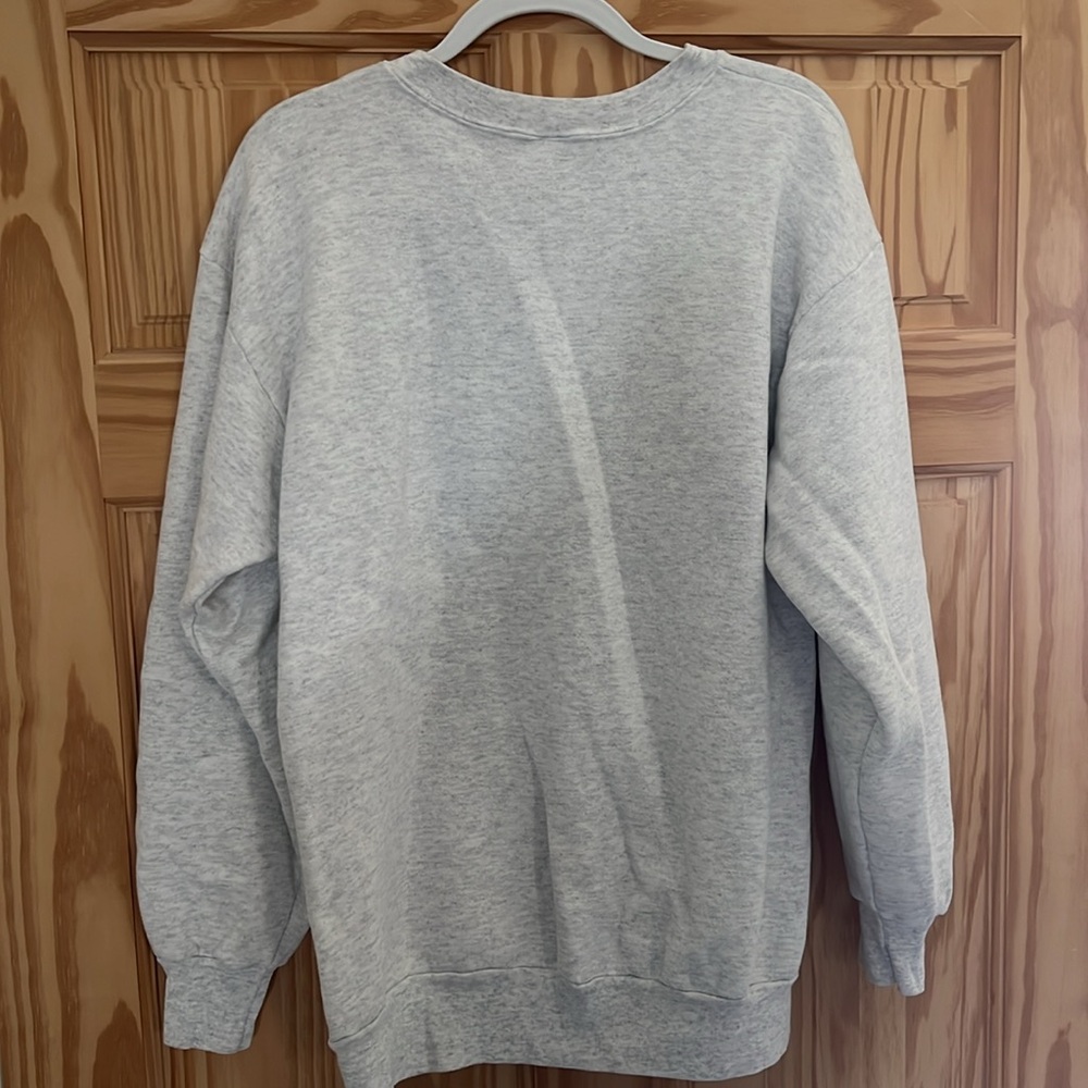 XL Light Grey “Nanny” Sweatshirt - Picture 3 of 3